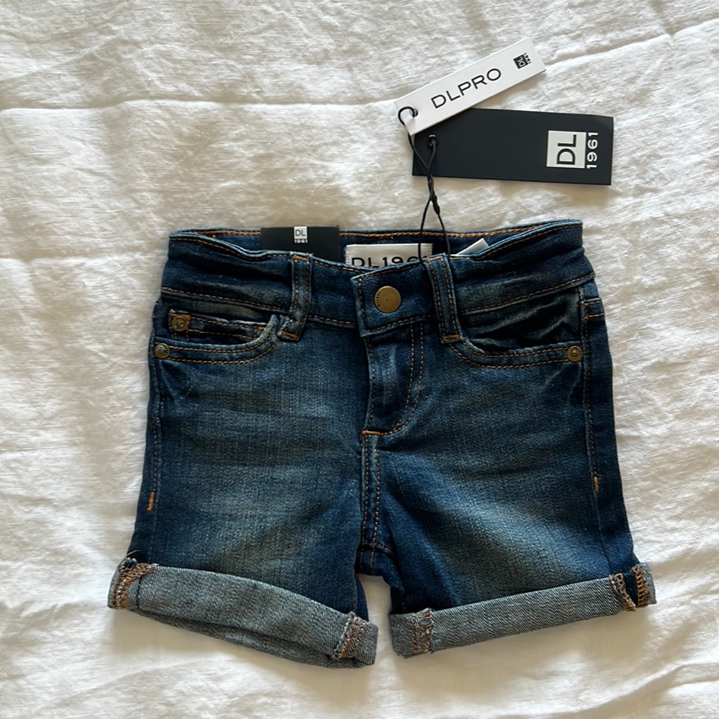 Dl1961 Piper Cuffed Smart Denim Short